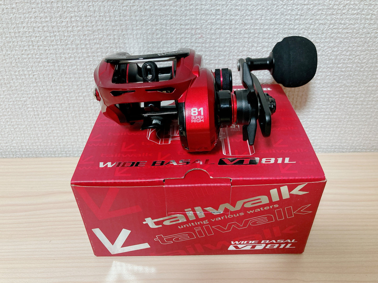 Tailwalk Baitcasting Reel WIDE BASAL VT81L Left Gear Ratio 8.1:1 IN BOX