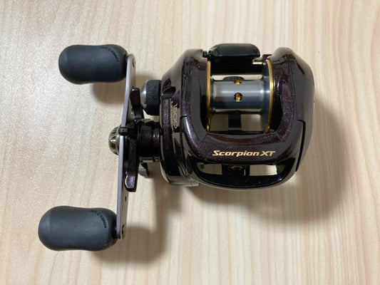 Shimano Baitcasting Reel 09 Scorpion XT 1500 Right Handed From Japan #V