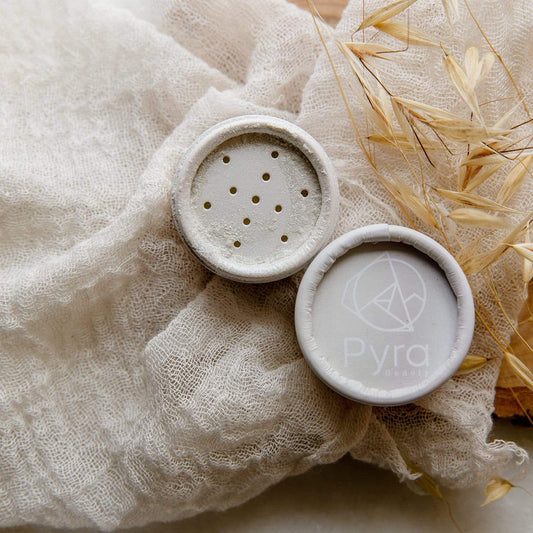 Pyra Beauty Vegan Illuminator Powder